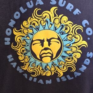 Honolua Surf Co Hawaiian Islands Sun Graphic Tee, Navy Blue, Small